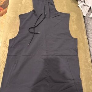 NWT Women’s ZYIA Black Fighter Sleeveless Hoodie